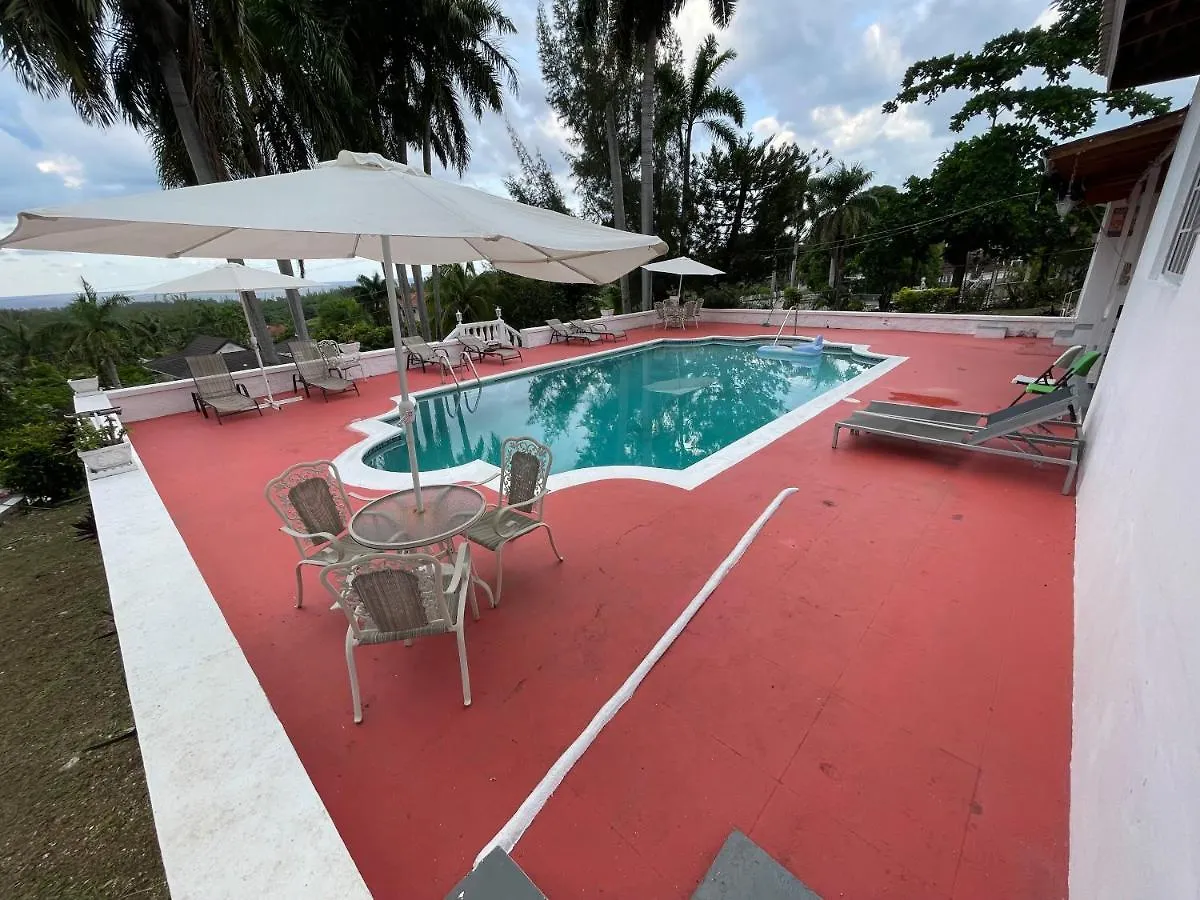 The Lodge @ Peaceful Palms Montego Bay